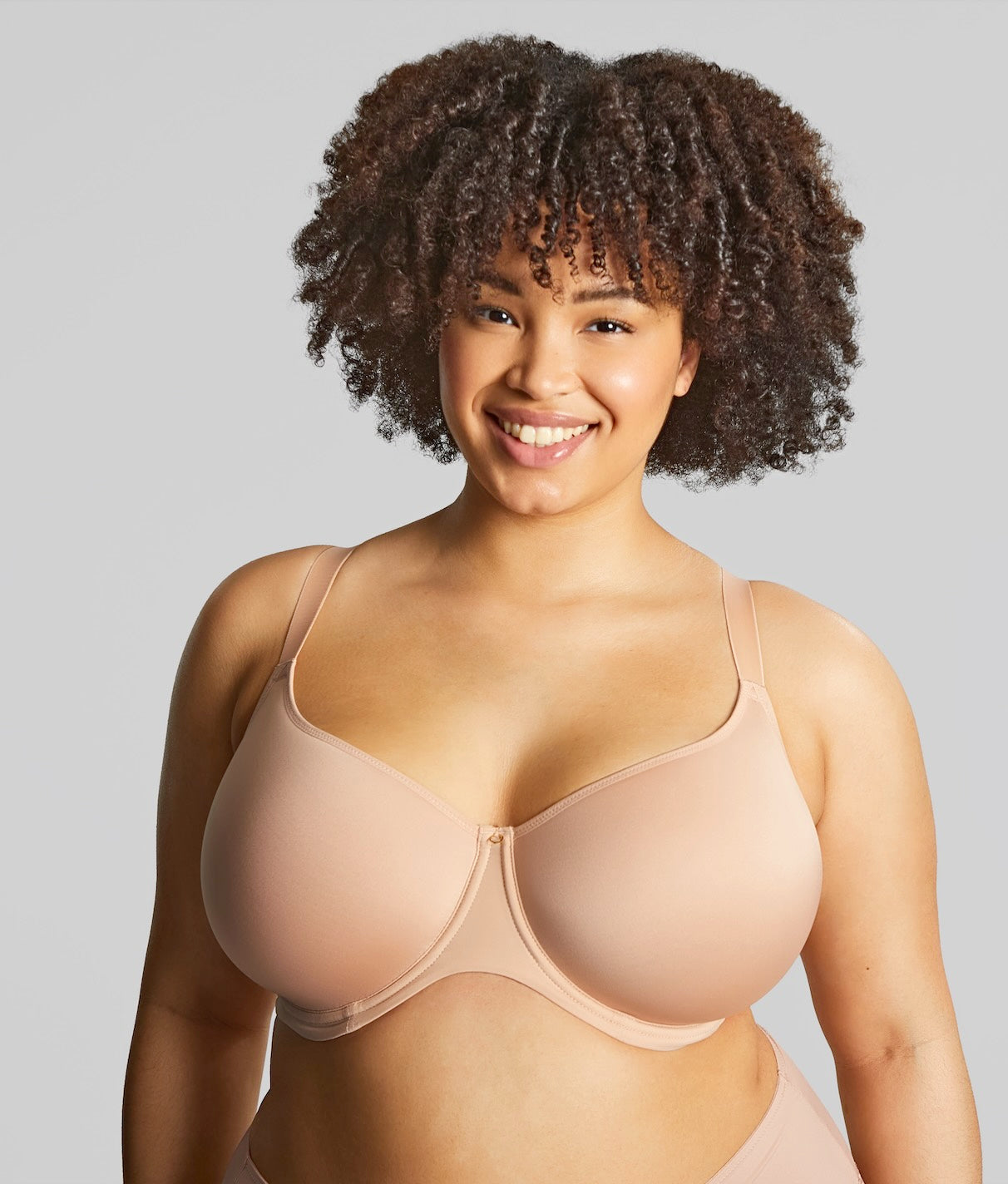 Elegance moulded spacer bra