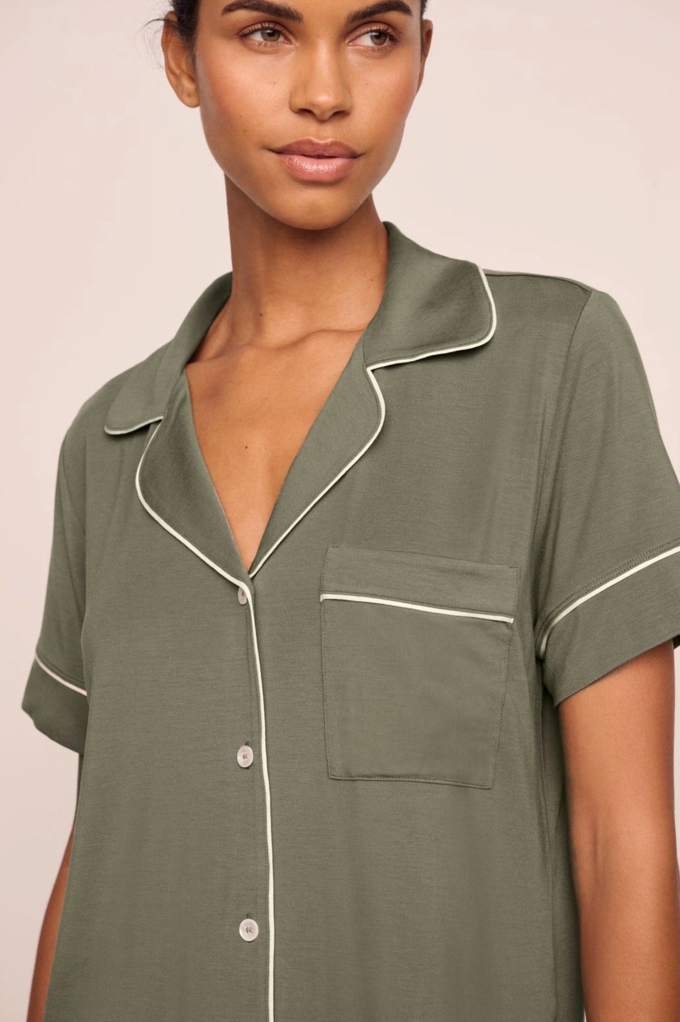 Gisele relaxed short PJ set - smoky olive/ivory