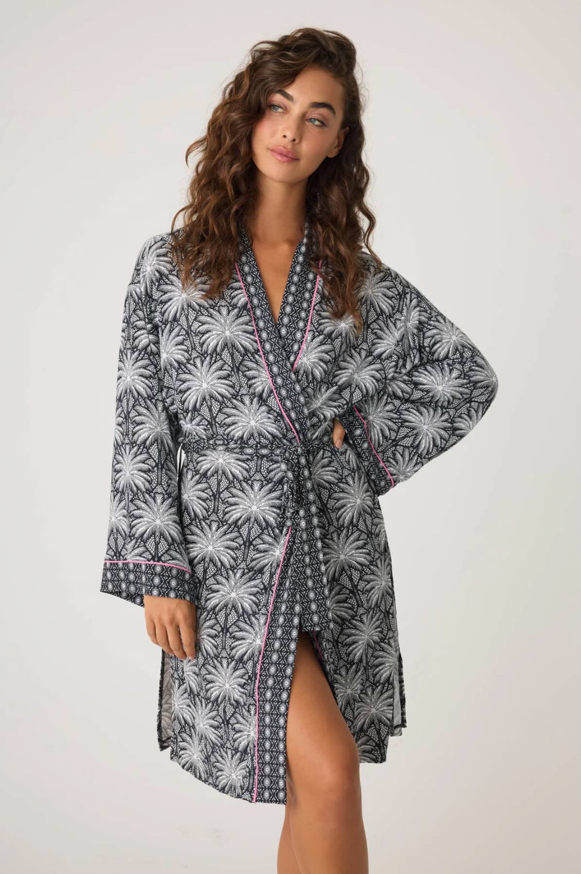 Shady Beach Dreams robe