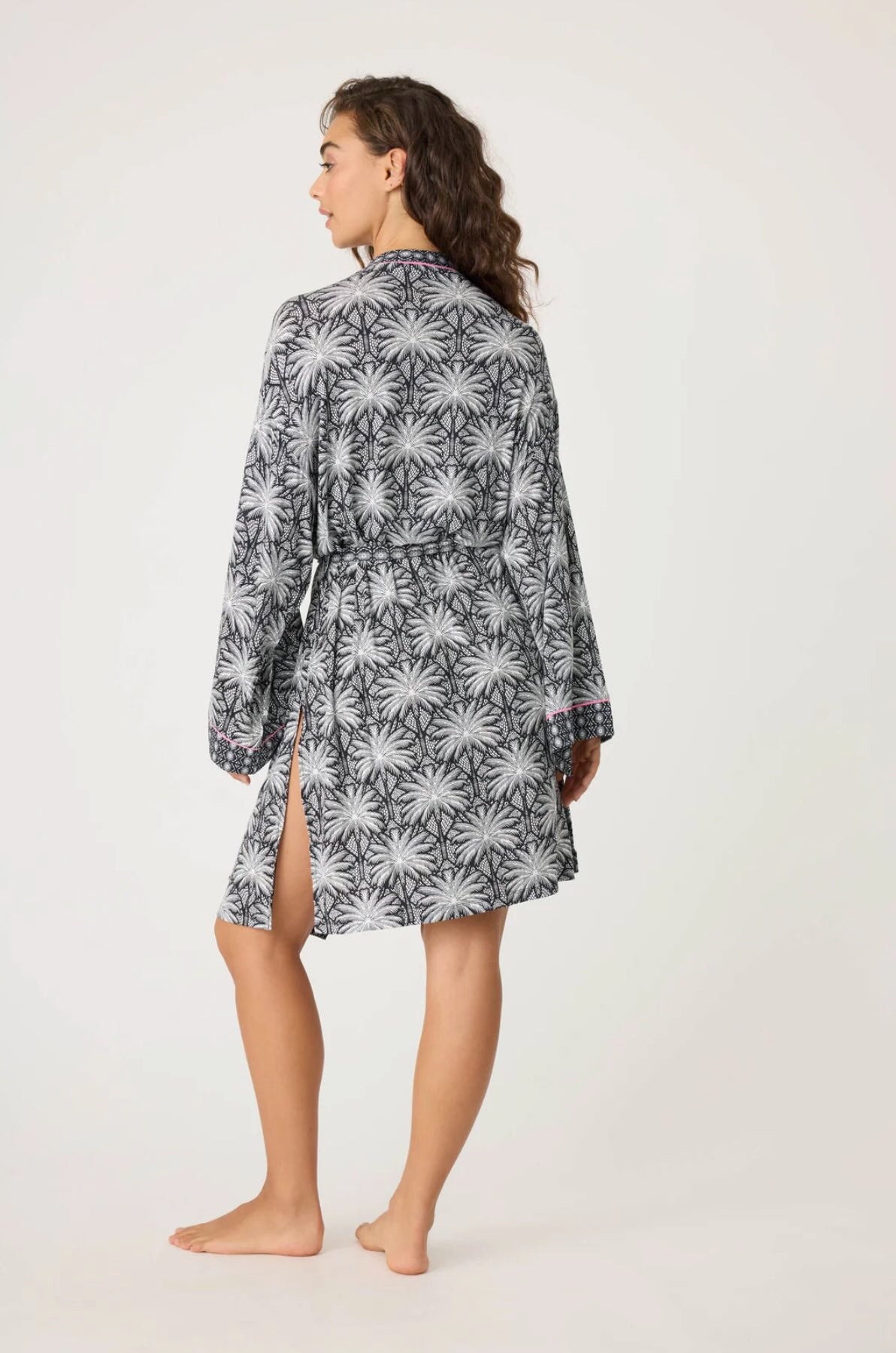 Shady Beach Dreams robe