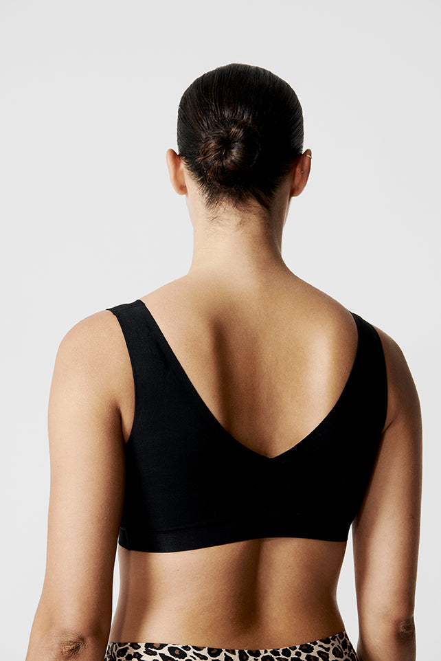 Soft Stretch Padded V bra top