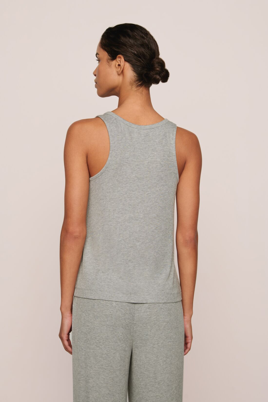 Dream Rib v-neck tank