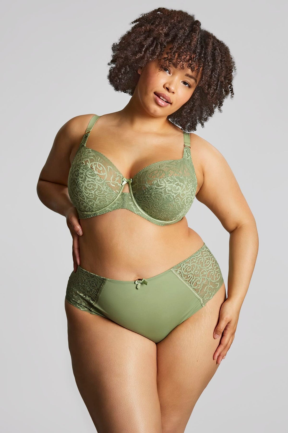 Estel deep brief - sage