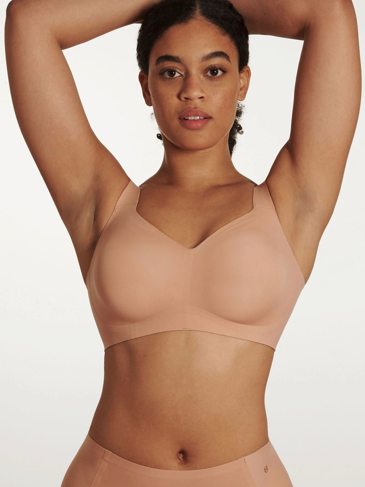 Beyond bra - basic colors