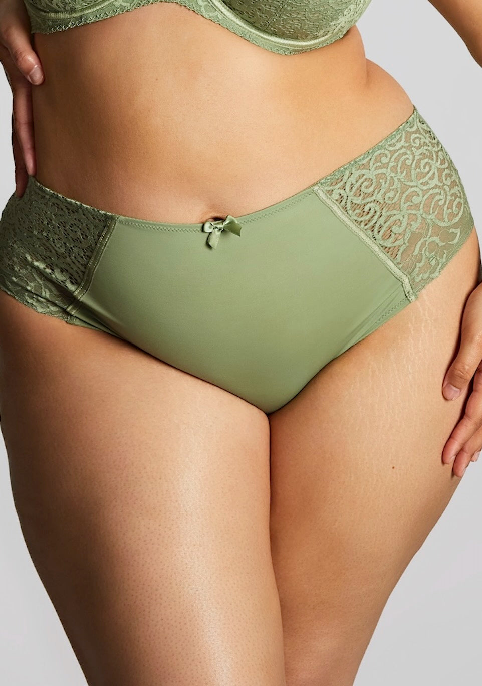 Estel deep brief - sage