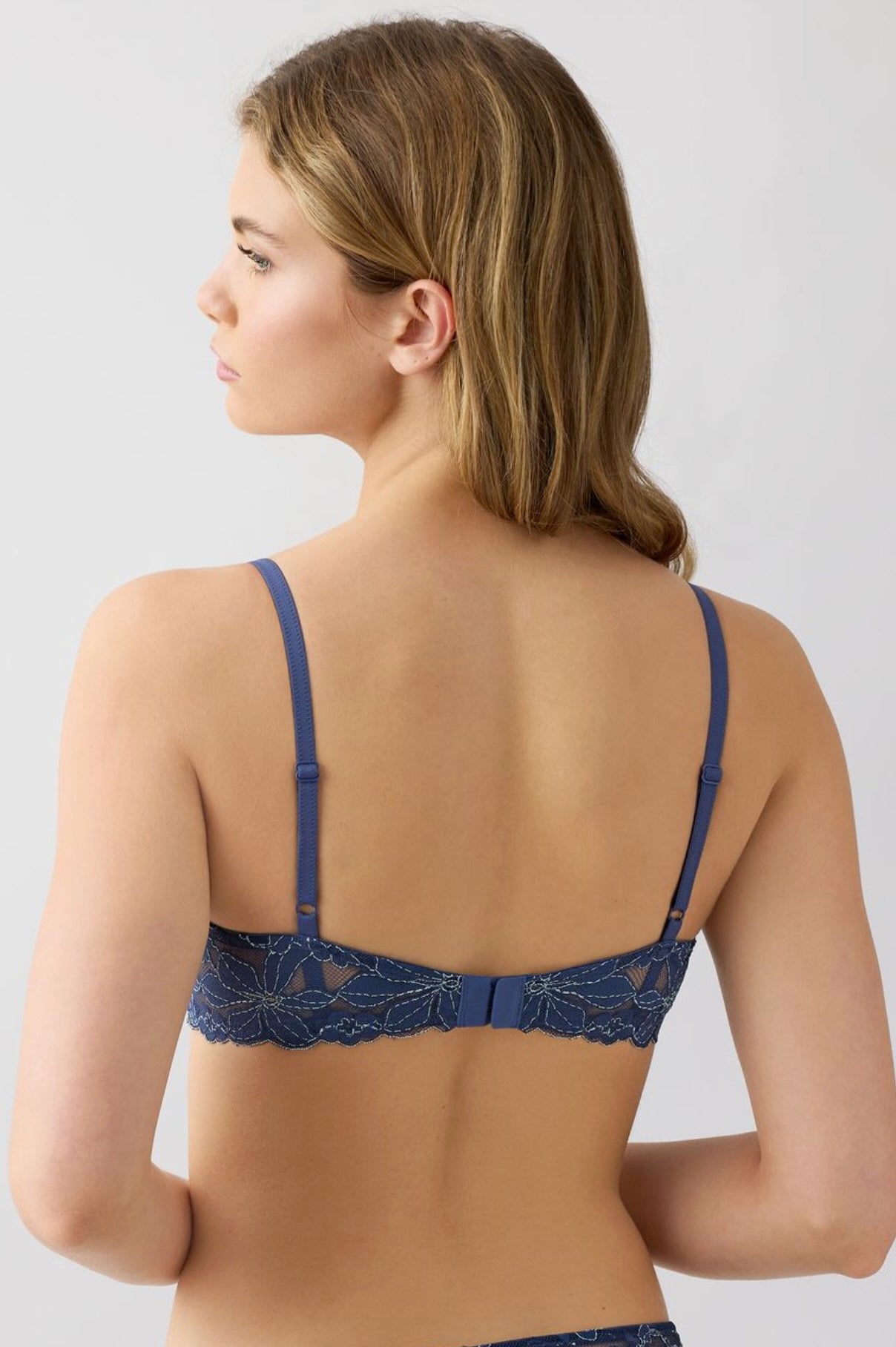 Feeling Famous balconette contour bra