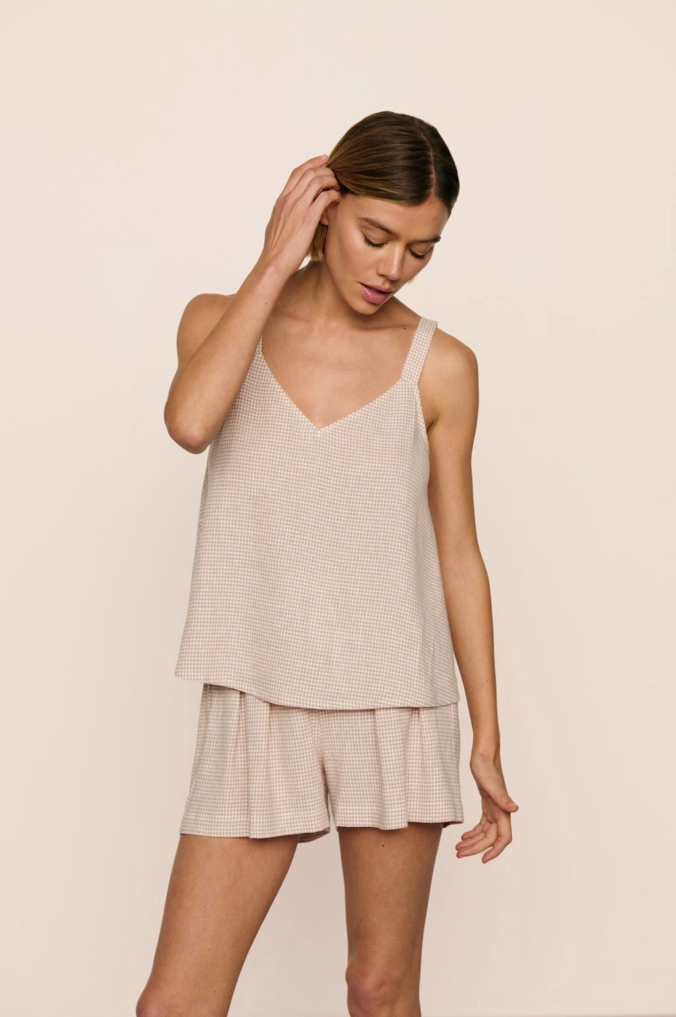 Linen blend v-neck cami