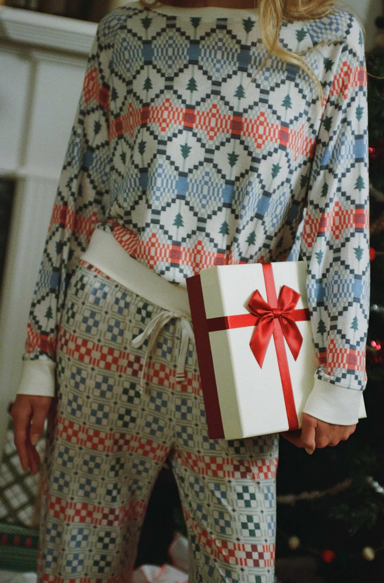 Star Seeker long pajama set