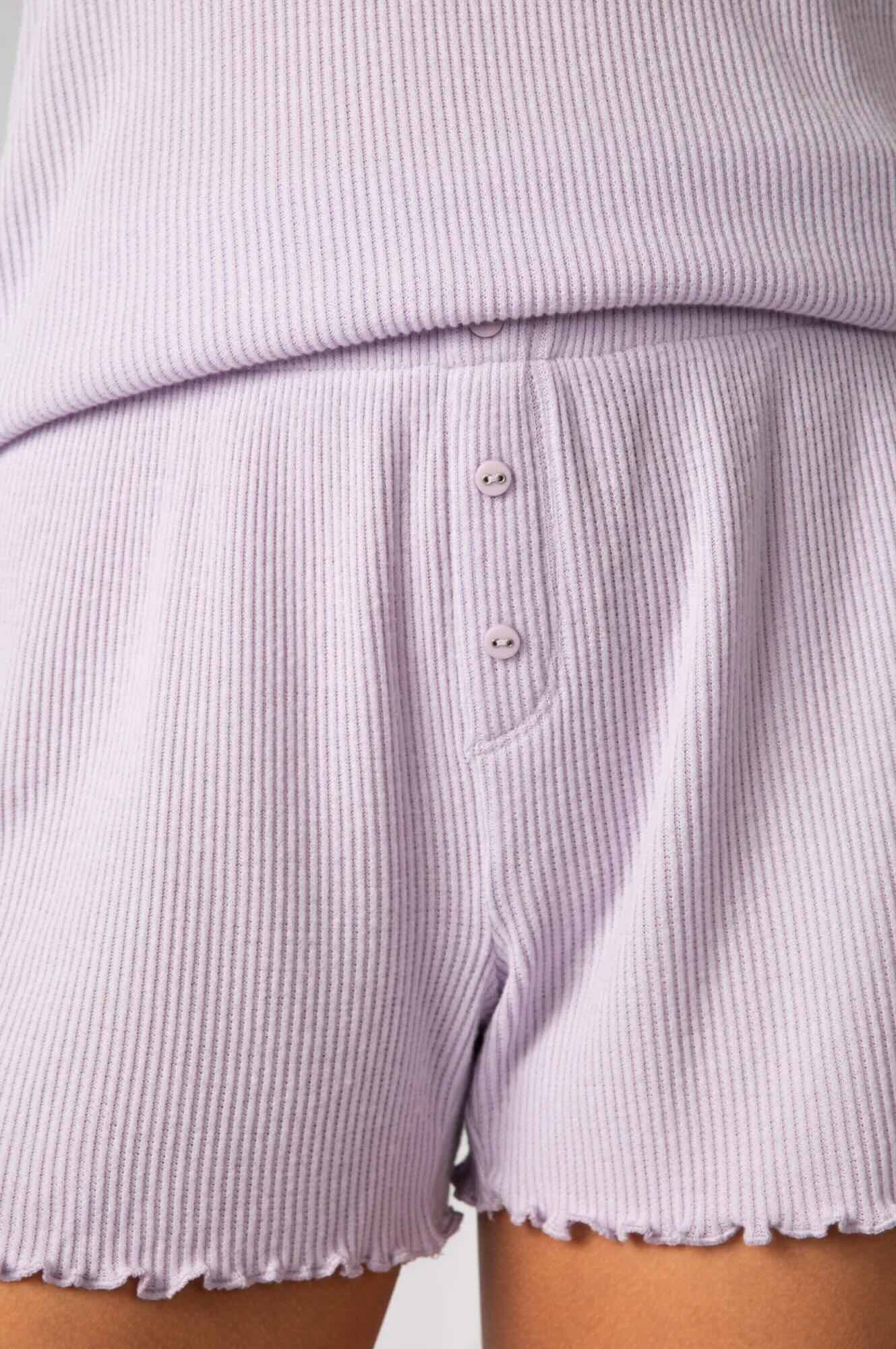 Textured Essentials shorts - new spring color