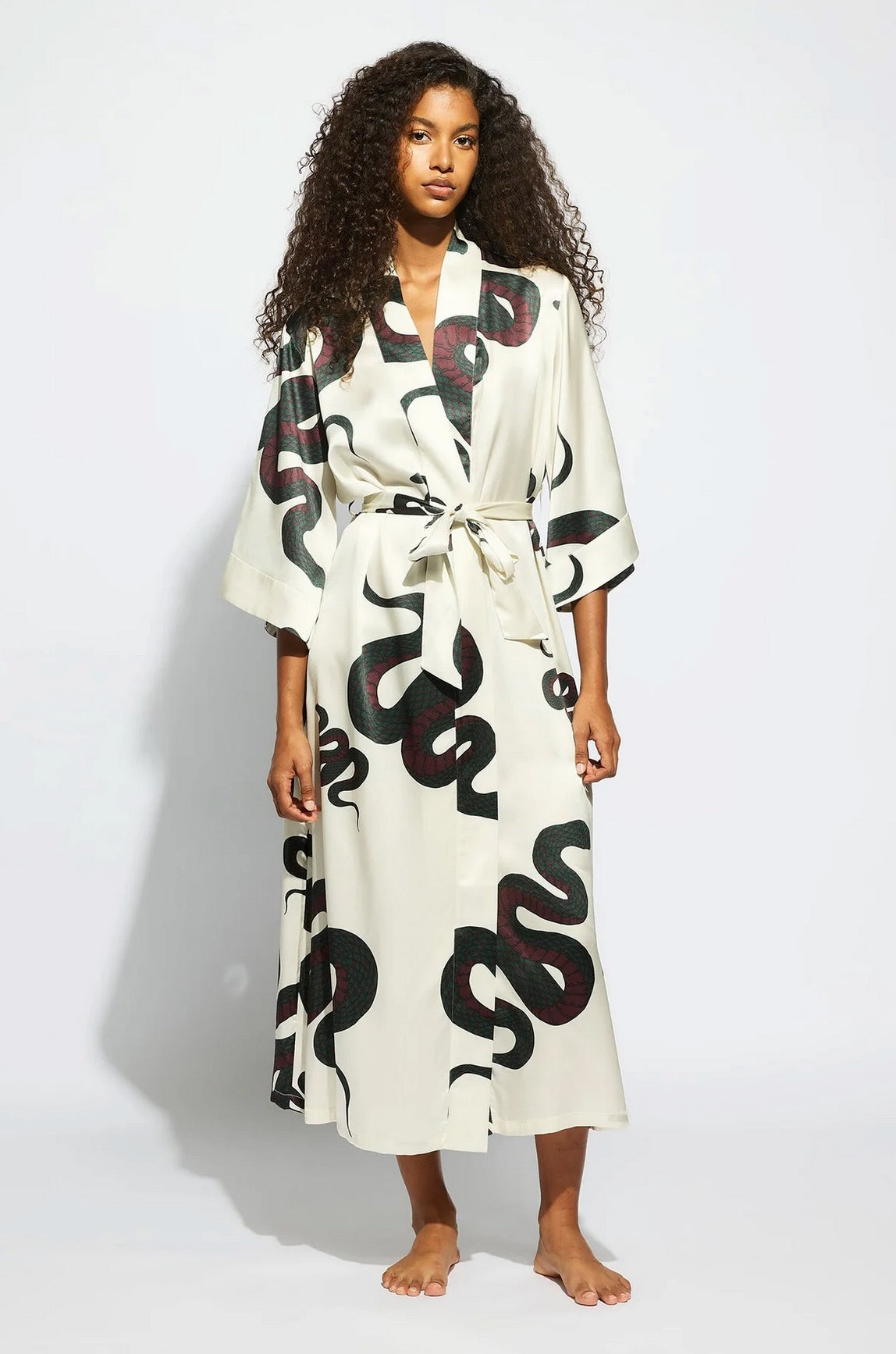 Valentina silk robe