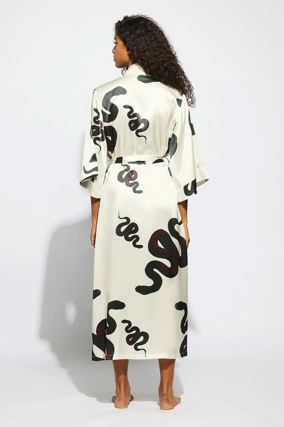 Valentina silk robe