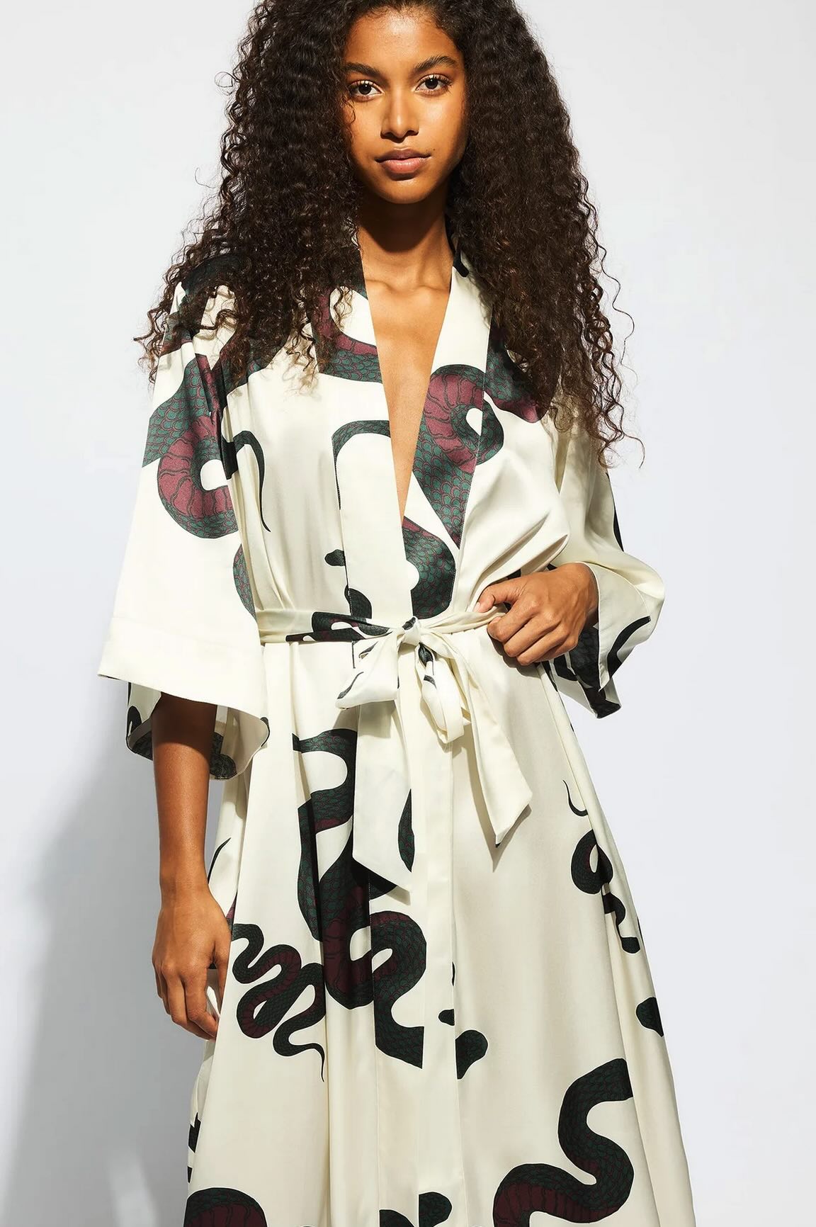 Valentina silk robe