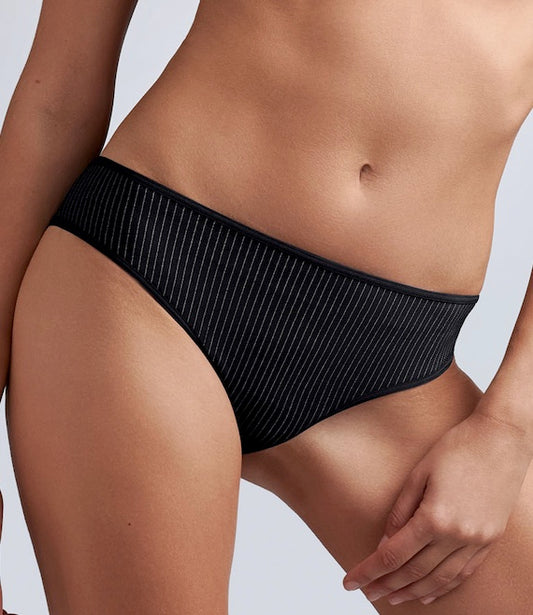 Gloria butterfly brief